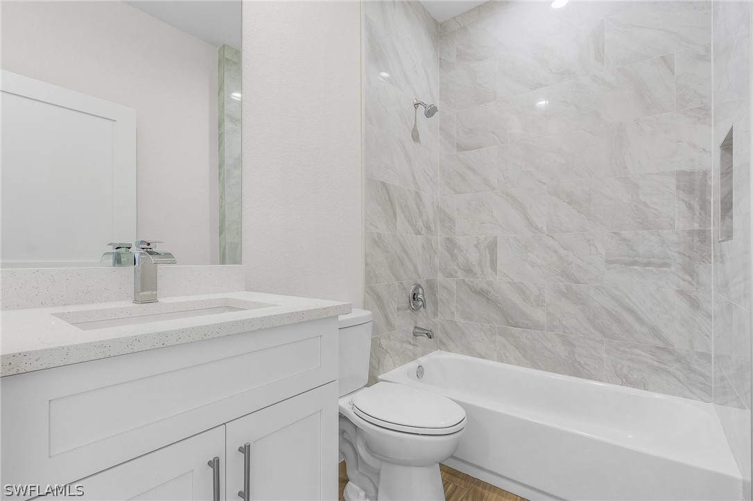 Bamboo Model bathroom