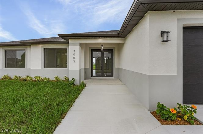 Jolly Home front entry